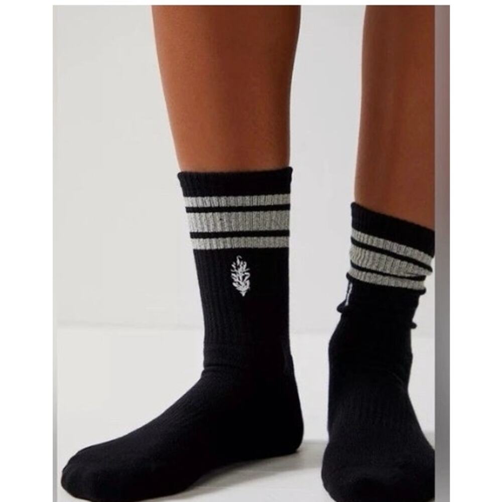 New NWT Free People Movements X Lucky Honey Black Tube Socks
